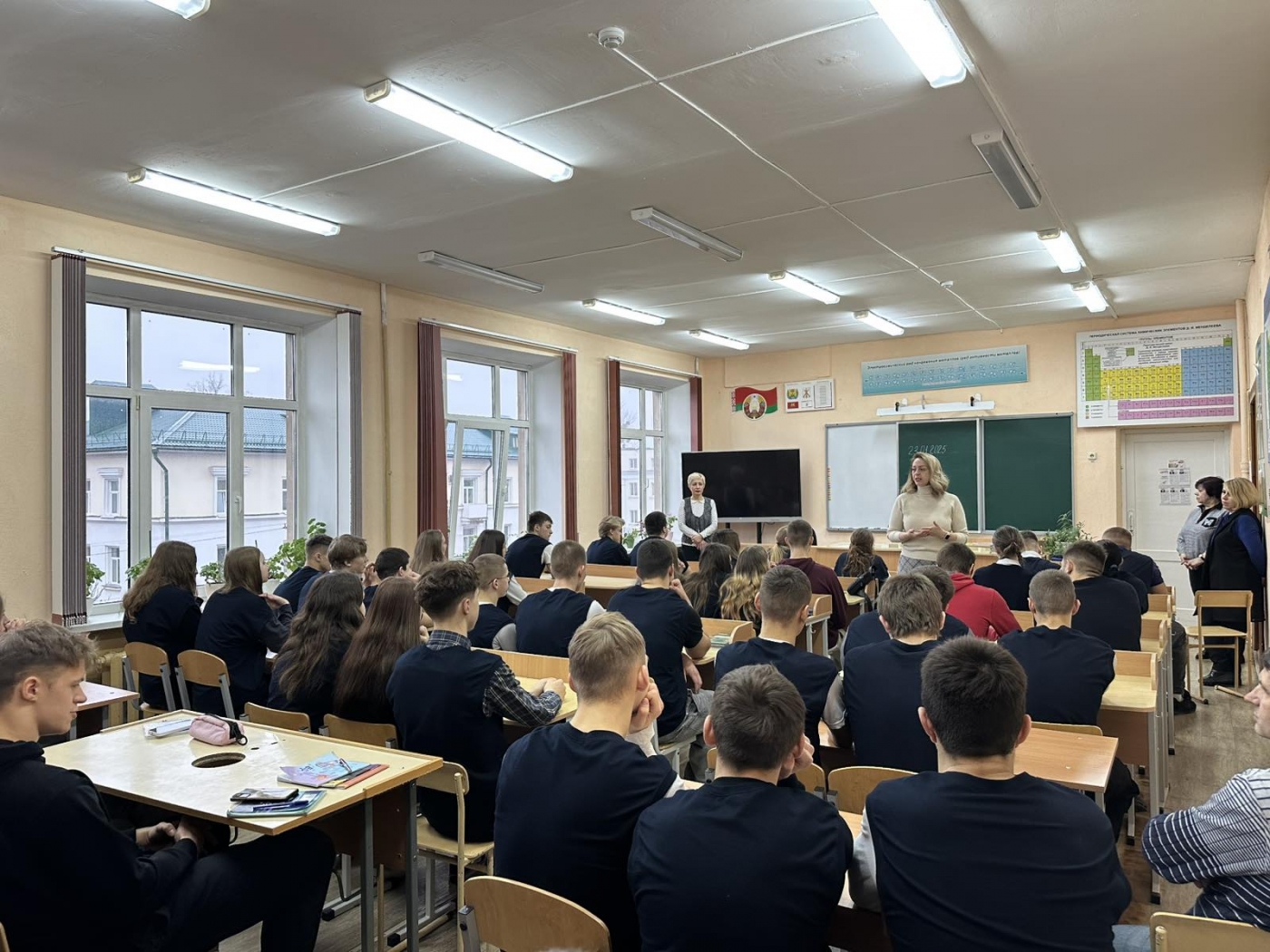 НАЧАЛЬНИК ИДН ОТДЕЛА МИЛИЦИИ ЛЕНИНСКОГО РАЙОНА Г. БОБРУЙСКА ПРОВЕЛА БЕСЕДУ С ОБУЧАЮЩИМИСЯ